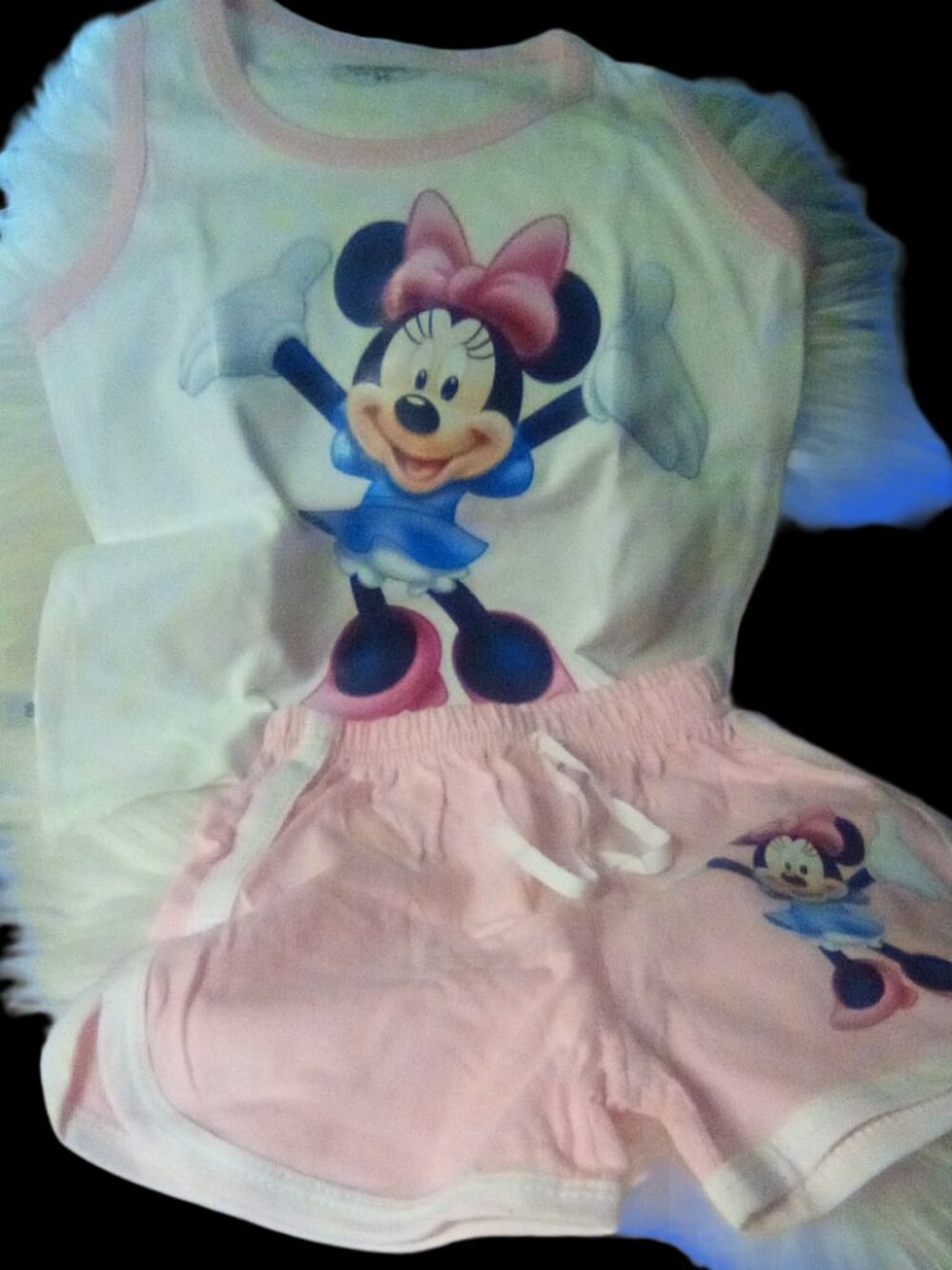 Disney Minnie Mouse 2 pc Girl's outfit ages 2-3 yrs